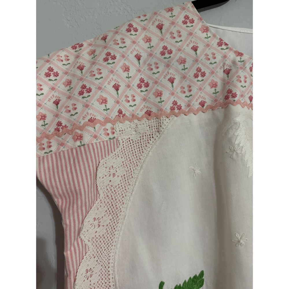 Handmade Vintage‎ Embroidered Floral Boho Pink White Striped Lace Top Blouse - Picture 2 of 6